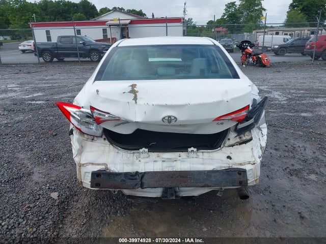 Toyota COROLLA LE 2016 5YFBURHE6GP460197 Image 17