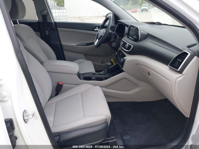 KM8J2CA48LU113107 Hyundai TUCSON SE