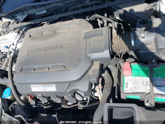 1HGCR3F9XGA026699 Honda Accord Touring