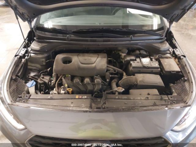 3KPC24A3XJE032387 Hyundai ACCENT SE