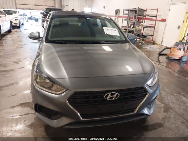 3KPC24A3XJE032387 Hyundai ACCENT SE