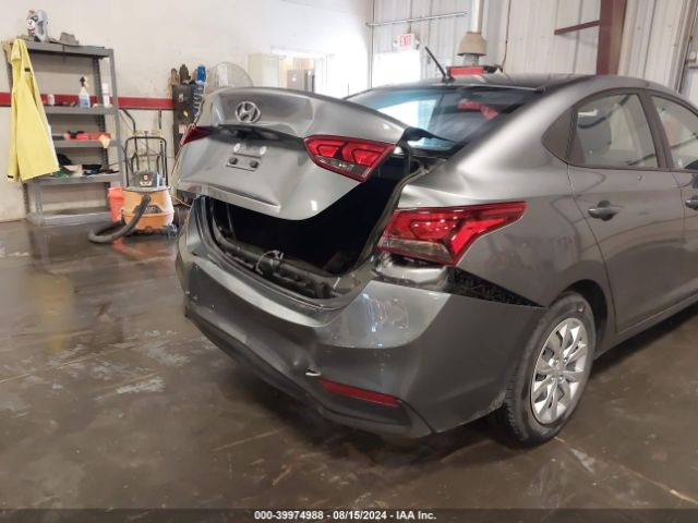 3KPC24A3XJE032387 Hyundai ACCENT SE