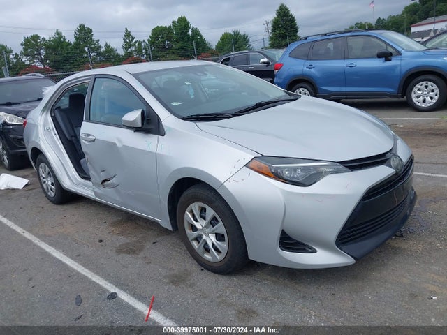 Toyota COROLLA L 2017 5YFBURHE4HP669617 головне зображення
