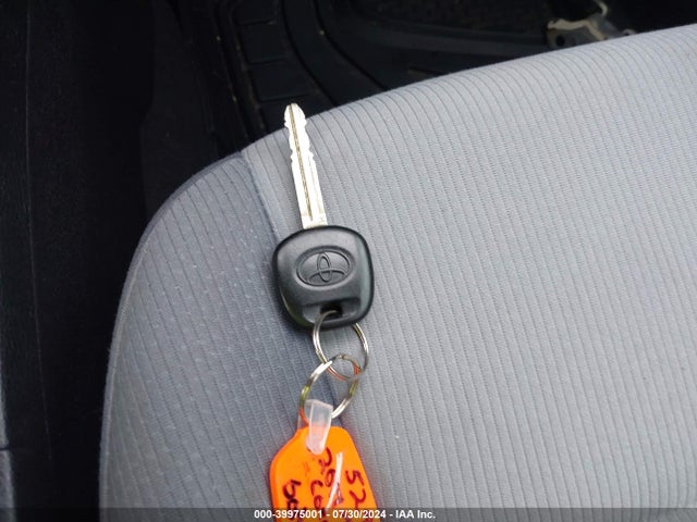 Toyota COROLLA L 2017 5YFBURHE4HP669617 Image 11