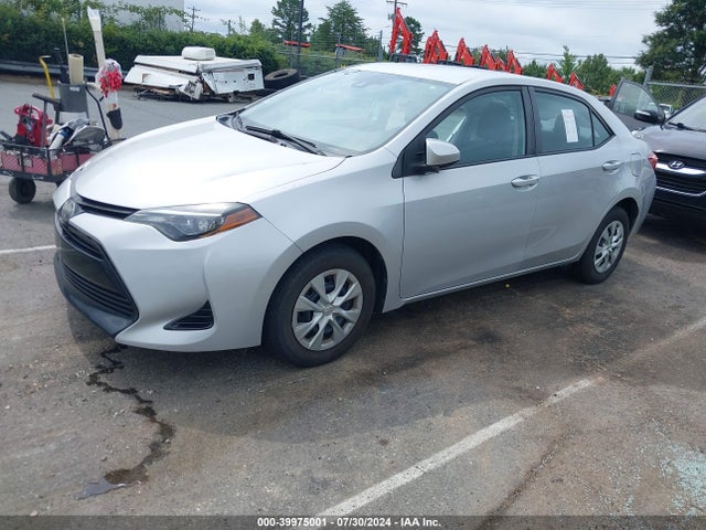 Toyota COROLLA L 2017 5YFBURHE4HP669617 Image 2
