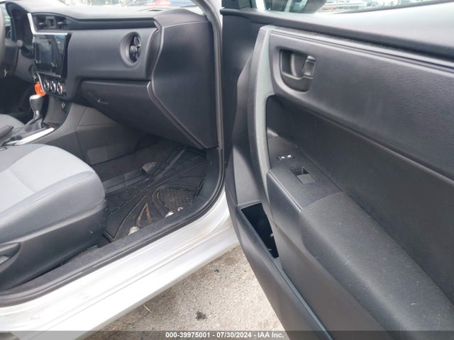 Toyota COROLLA L 2017 5YFBURHE4HP669617 Image 5
