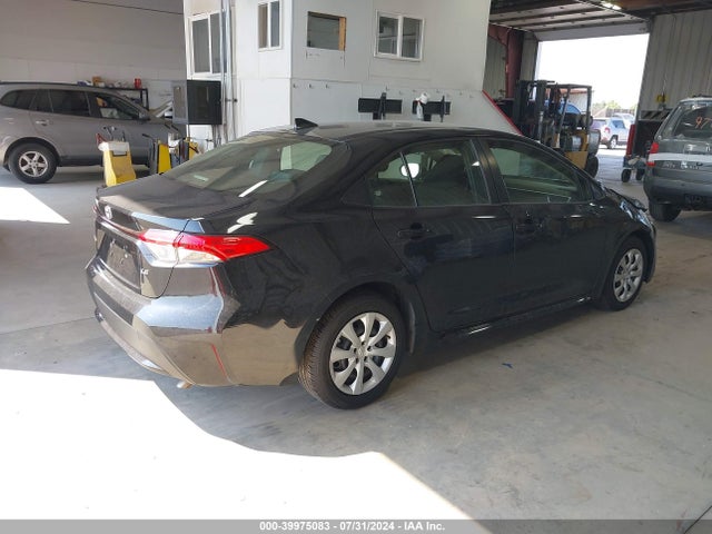 Toyota COROLLA LE 2022 JTDEPMAE7NJ220482 Image 4