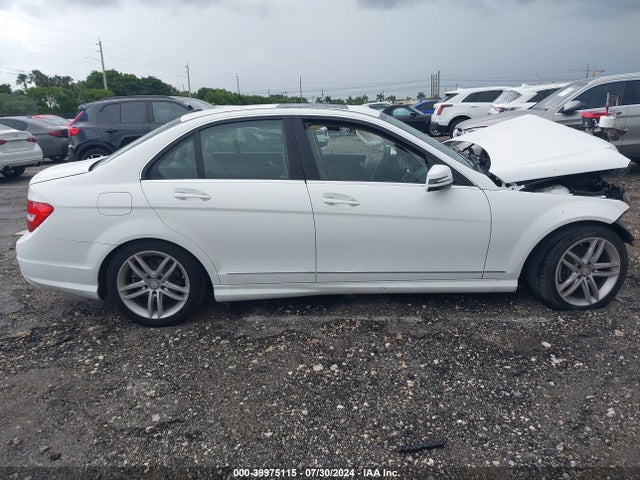 WDDGF4HB8EA964315 Mercedes-Benz C 250 Luxury/sport