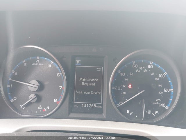 Toyota RAV4 LE 2018 2T3ZFREV3JW500861 Image 7