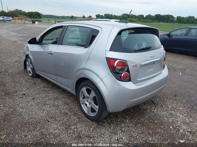 Chevrolet Sonic Ltz Auto 2015 1G1JE6SB8F4118315 Image 3