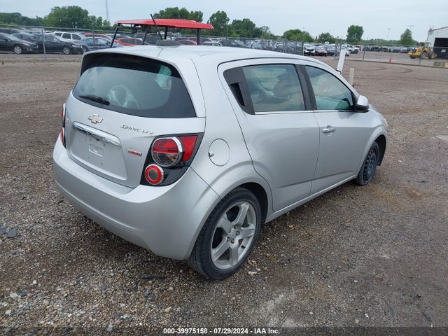Chevrolet Sonic Ltz Auto 2015 1G1JE6SB8F4118315 Image 4