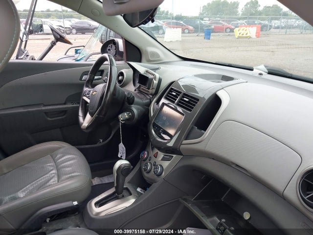 Chevrolet Sonic Ltz Auto 2015 1G1JE6SB8F4118315 Image 5