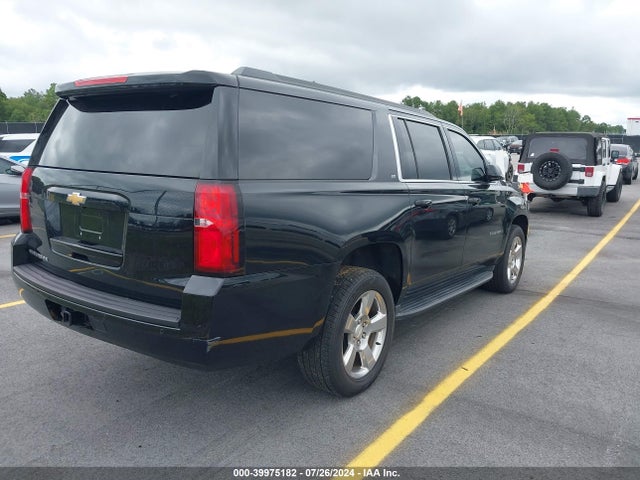 Chevrolet Suburban Lt 2017 1GNSCHKC8HR239560 Image 4