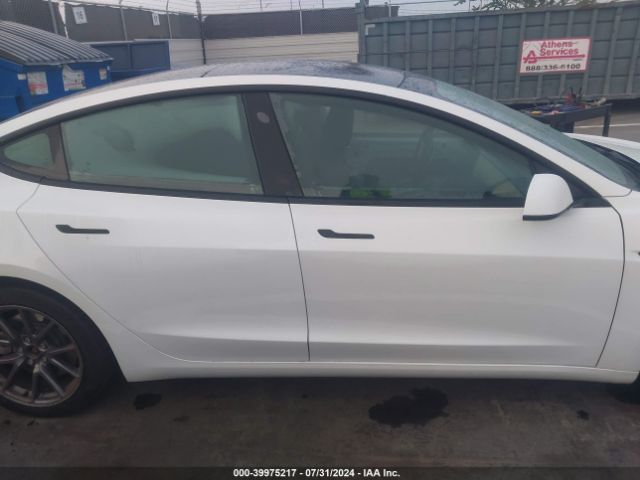 5YJ3E1EA8MF997262 Tesla Model 3 Standard Range Plus Rear-wheel Drive