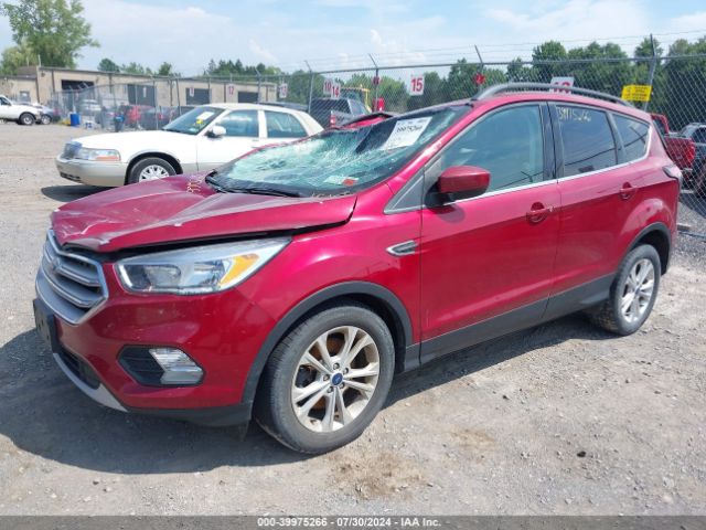 1FMCU9GD0JUC53923 Ford ESCAPE SE