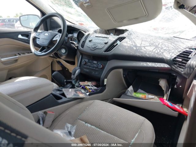 1FMCU9GD0JUC53923 Ford ESCAPE SE