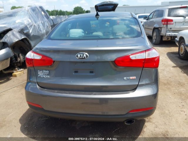 KNAFX4A83E5082931 KIA FORTE EX