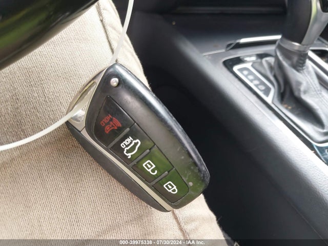 Hyundai Genesis 3.8 2015 KMHGN4JE0FU060357 Image 11