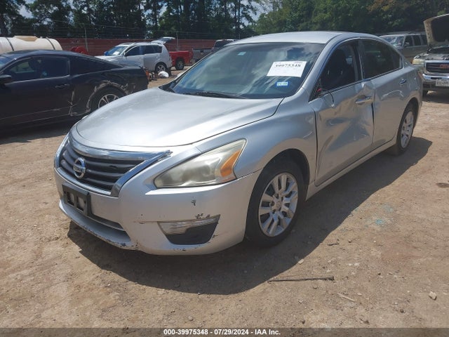 Nissan Altima 2.5 S 2014 1N4AL3AP3EN358847 Image 2