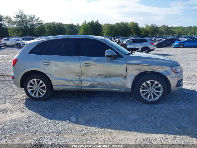 WA1LFAFP6FA030476 Audi Q5 2.0t Premium