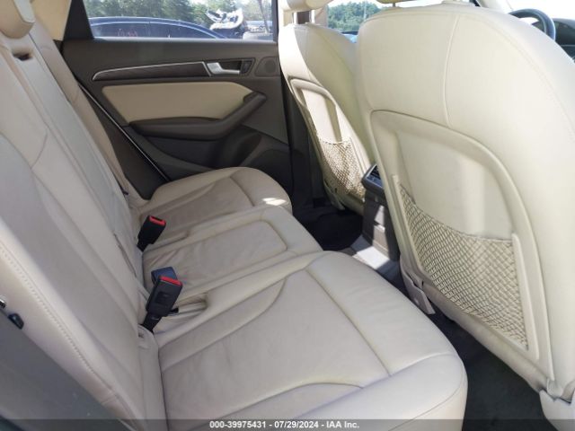 WA1LFAFP6FA030476 Audi Q5 2.0t Premium