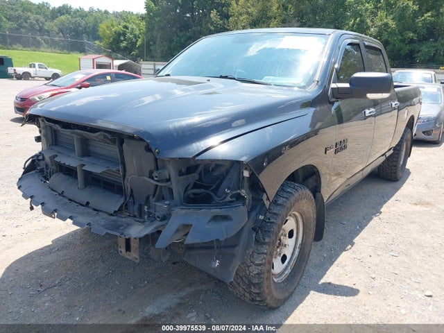 1C6RR7TT1HS602067 RAM 1500 Big Horn  4x4 6'4 Box