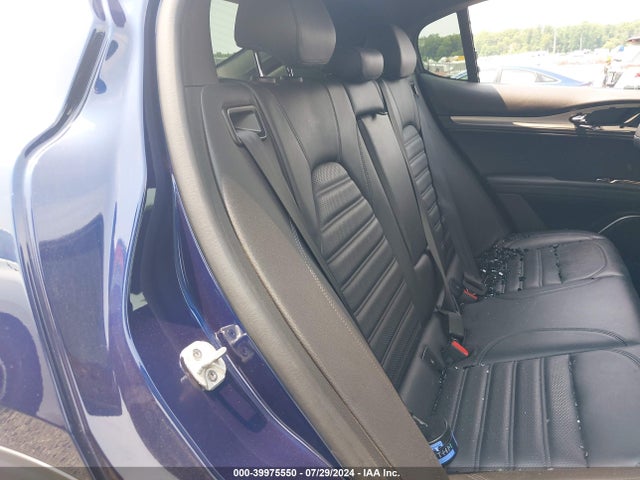 ZASFAKNN2J7B94439 Alfa Romeo Stelvio Ti Sport Awd
