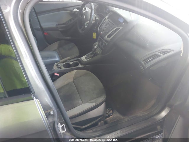 Ford FOCUS SE 2014 1FADP3F24EL248948 Image 5