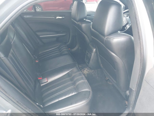 Chrysler 300 2019 2C3CCABG5KH516720 Image 8