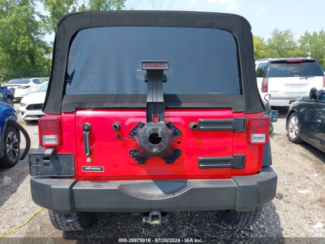 1C4BJWDG7EL264046 Jeep Wrangler Unlimited Sport