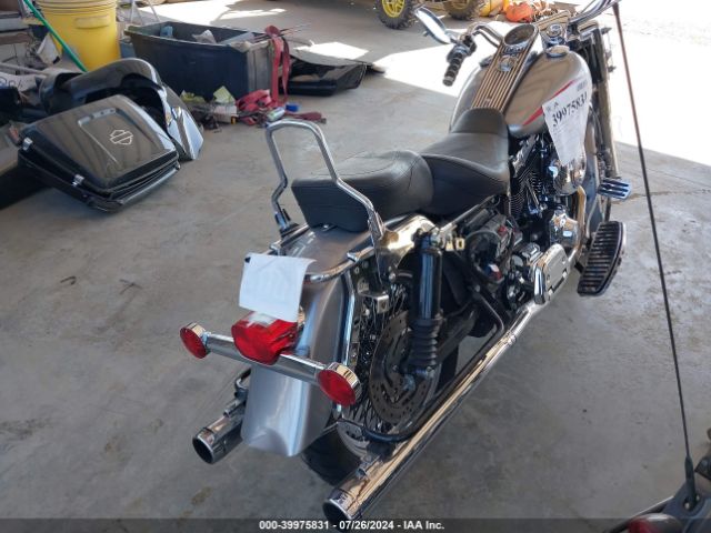 2000 HARLEY-DAVIDSON FLHRI 1HD1FBW31YY639824 Photo 3