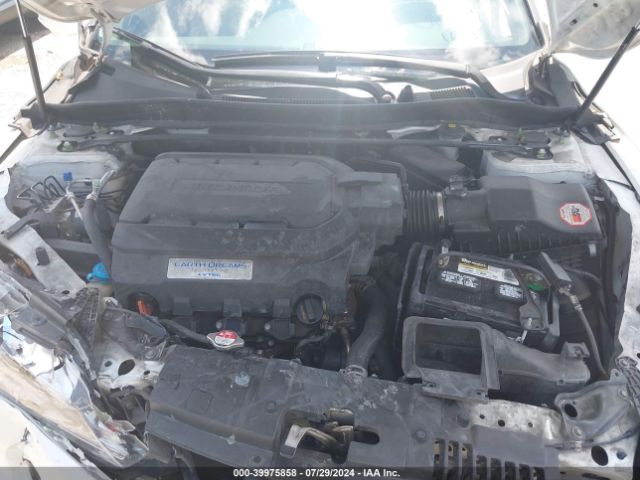 1HGCR3F9XHA016157 Honda Accord Touring V6