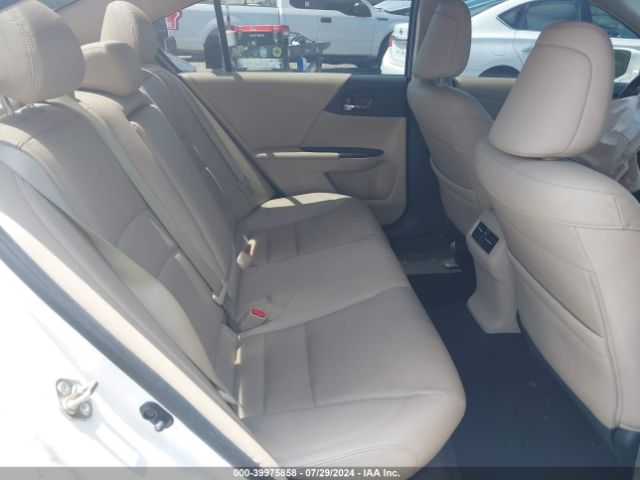 1HGCR3F9XHA016157 Honda Accord Touring V6