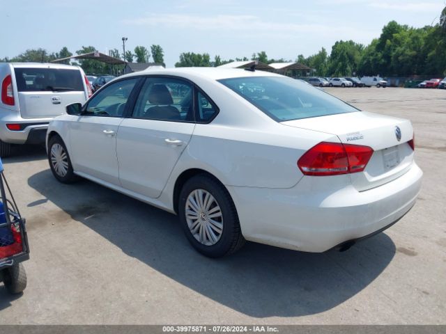 1VWAT7A36FC074248 Volkswagen Passat 1.8t S