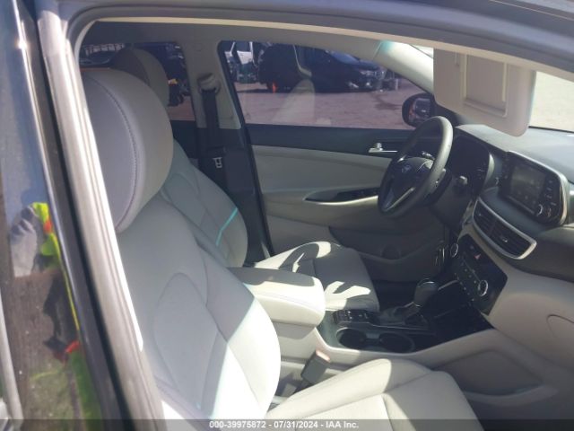 KM8J33A47MU321350 Hyundai Tucson Value