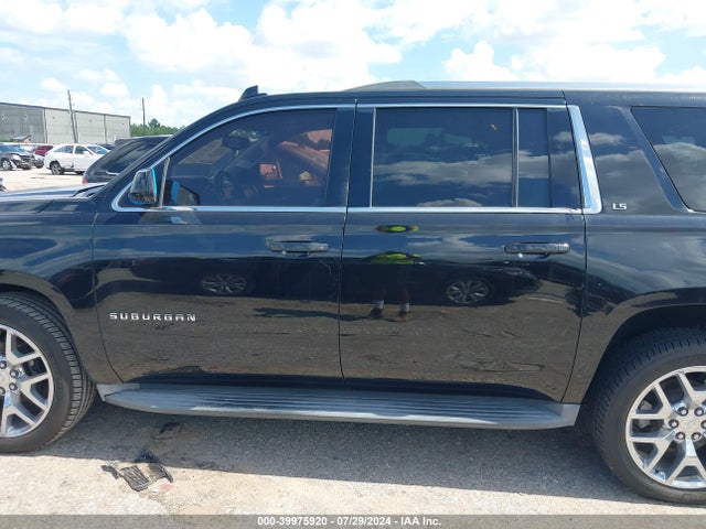 Chevrolet Suburban 1500 Ls 2015 1GNSCHKC1FR508382 Image 14