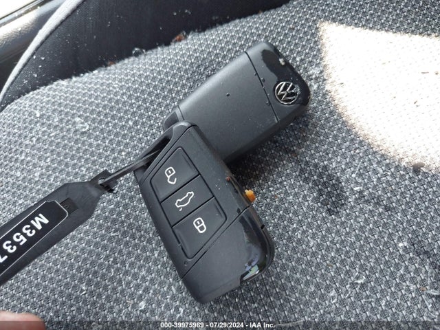 Продажа на аукционе авто 2023 Volkswagen Taos 1.5t S, vin: 3VVDX7B22PM353773, номер лота: 39975969