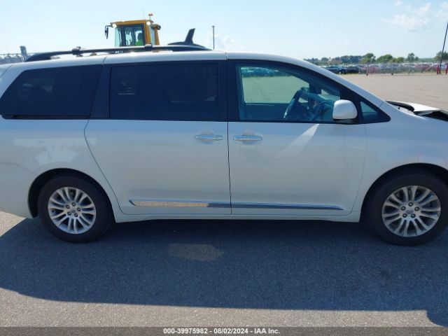 5TDYK3DCXGS762990 Toyota Sienna Xle Premium 8 Passenger