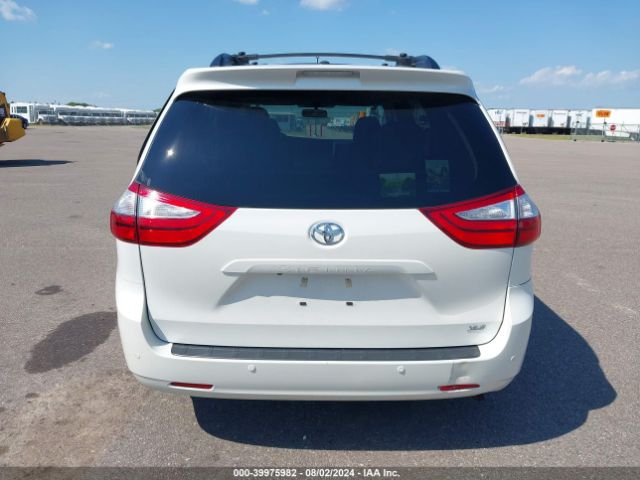 5TDYK3DCXGS762990 Toyota Sienna Xle Premium 8 Passenger