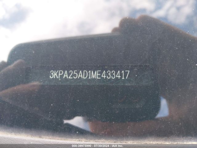 3KPA25AD1ME433417 KIA Rio 5-door S