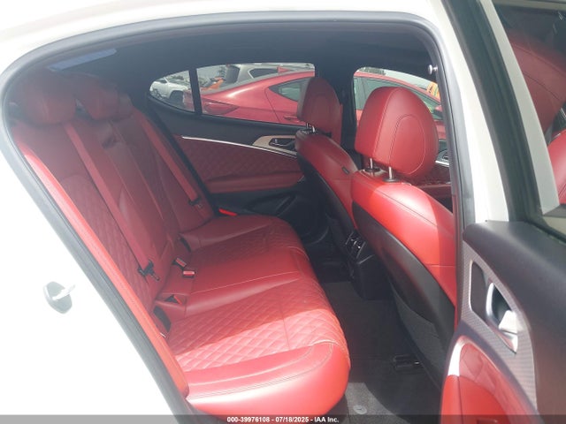 KMTG14TE0NU082341 Genesis G70 3.3t Rwd Launch Edition