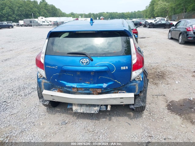 Toyota Prius C Four/one/three/two 2015 JTDKDTB37F1579741 Image 6