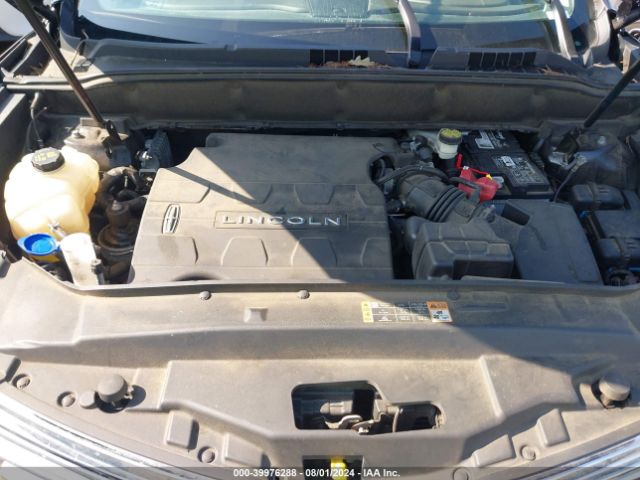 2LMPJ8KR7JBL21670 Lincoln Mkx Select