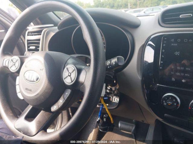 KNDJN2A25E7110557 KIA Soul