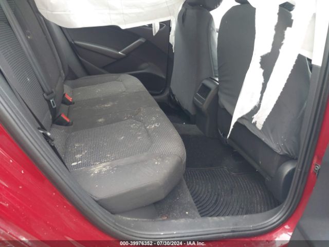 1VWAT7A33GC041161 Volkswagen Passat 1.8t S