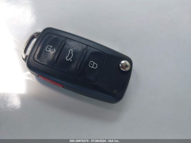 3VWD17AJ8GM255160 Volkswagen Jetta 1.8t Sport