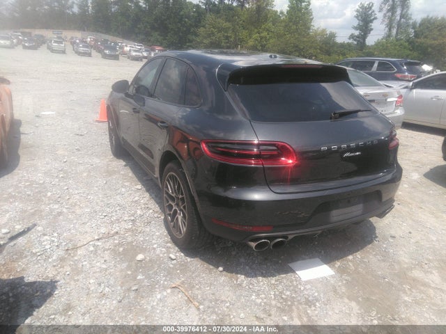 2018 PORSCHE MACAN WP1AA2A54JLB18364 Photo 2