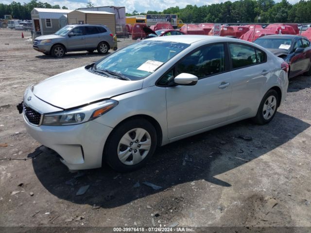 3KPFL4A70JE182733 KIA FORTE LX