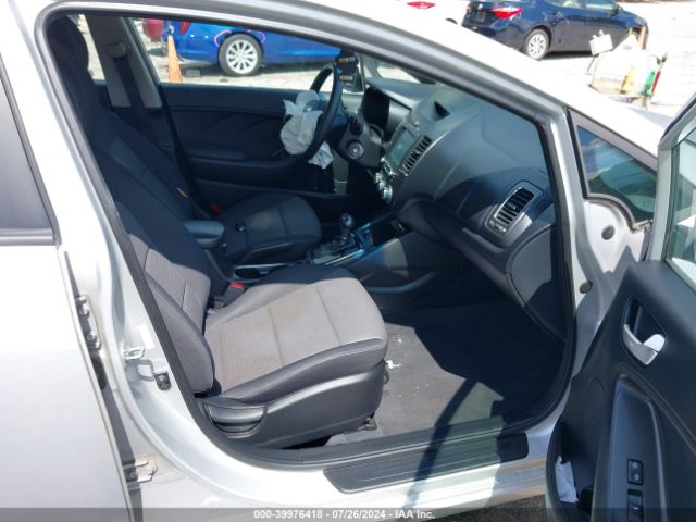 3KPFL4A70JE182733 KIA FORTE LX