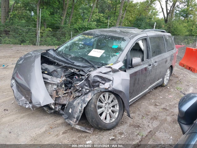 Toyota Sienna Xle 7 Passenger 2014 5TDDK3DCXES088691 Image 14